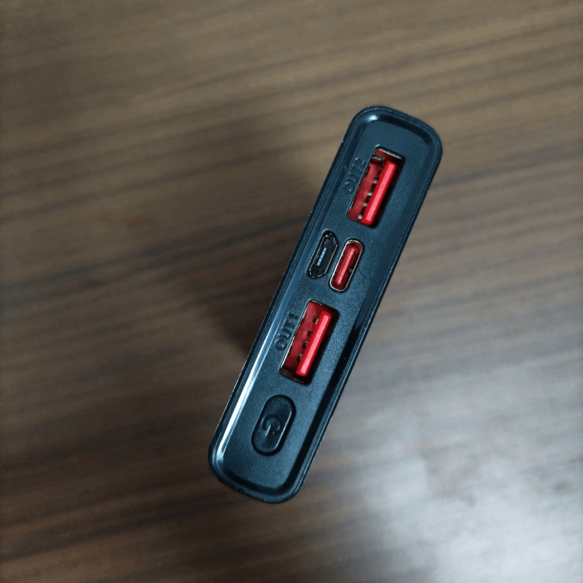 Product 1 Power Bank - Ports view